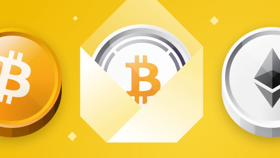 logo di wrapped Bitcoin tra logo BTC e logo ETH