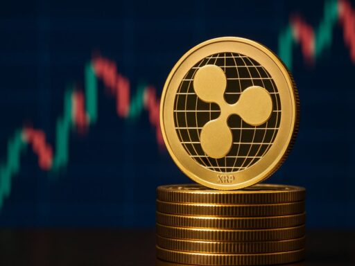 una moneta di XRP poggiata di taglio su una pila di monetine. Sullo sfondo un grafico a candele